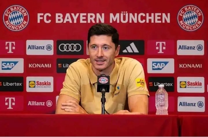 🚨💣 FUSSBALLWELT ERSCHÜTTERT! KEHRT SENSATIONELL IN SEINE HEIMAT ZURÜCK – EMOTIONALE RÜCKKEHR DES TORJÄGERS LÖST GLOBALE SCHOCKWELLEN AUS UND KÖNNTE EINES DER GRÖSSTEN FUSSBALL-MÄRCHEN DER MODERNEN ÄRA SCHREIBEN! 😱🇵🇱⚽🔥
