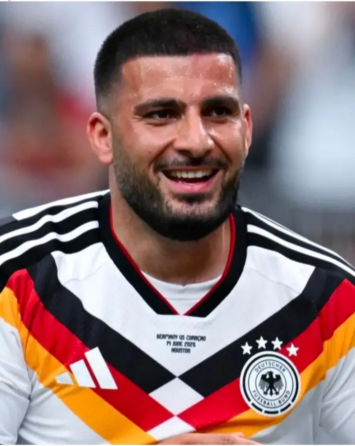 🚨💣🇩🇪 DER-PANZER-COMMUNITY-BOMBSHELL! 🏆🔥 GEHEIMNISVOLLER NEUER FAN FEIERT SPEKTAKULÄREN EINSTAND, TEILT EIN ATEMBERAUBENDES FOTO UND SORGT FÜR RIESIGE BEGEISTERUNG IN DER DEUTSCHEN FUSSBALLFAMILIE! 😱📸👑 EINE LEIDENSCHAFTLICHE BEGRÜSSUNG, EINE STOLZE HOMMAGE AN DIE GLORREICHE TITELGESCHICHTE UND EINE VORSTELLUNG, ÜBER DIE JETZT ALLE SPRECHEN! 🥇🏅⚽🌍