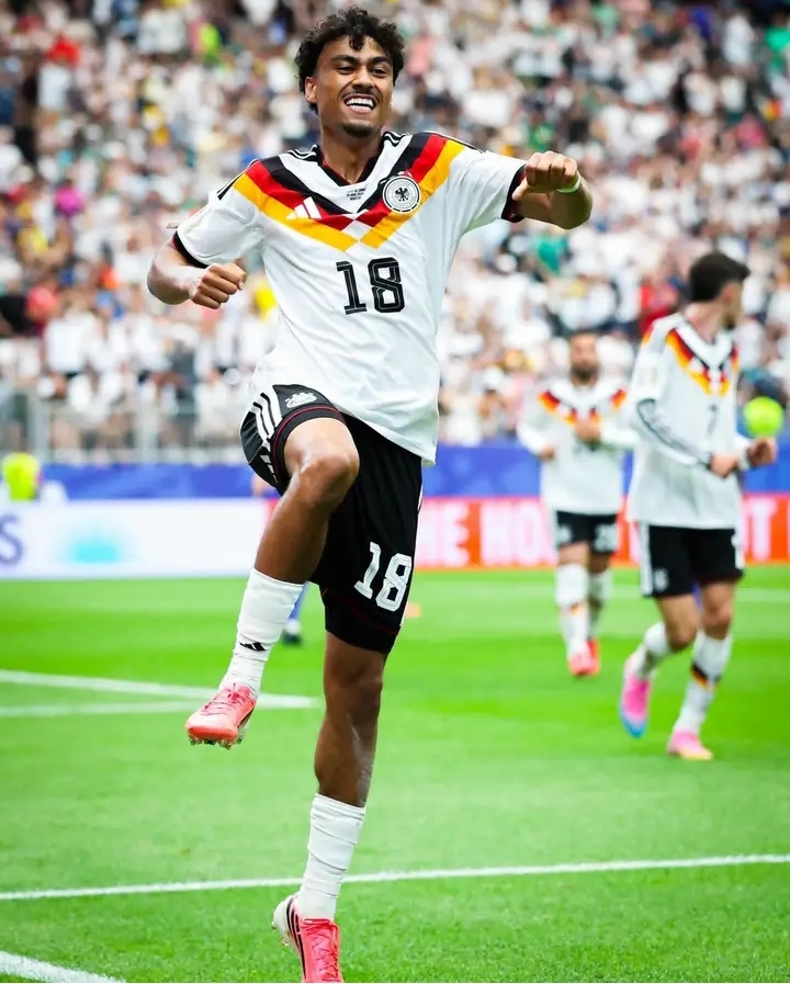 🚨💣🔴 OFFICIAL: BAYERN UNLEASH THE NEXT GERMAN SUPERSTAR! 👑🔥 NATHANIEL BROWN COMPLETES A STUNNING €55 MILLION MOVE TO MUNICH, SIGNS UNTIL 2031, AND ARRIVES AS THE REKORDMEISTER’S NEW DEFENSIVE WEAPON! 🇩🇪⚡ AFTER A SENSATIONAL SEASON AND A BREAKOUT 2026 WORLD CUP, ONE OF GERMANY’S BRIGHTEST TALENTS IS READY TO IGNITE A NEW ERA AT THE ALLIANZ ARENA! 🏆⚽💥